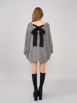モデル：158cm（着用サイズ：FREE　着用カラー：GRY）