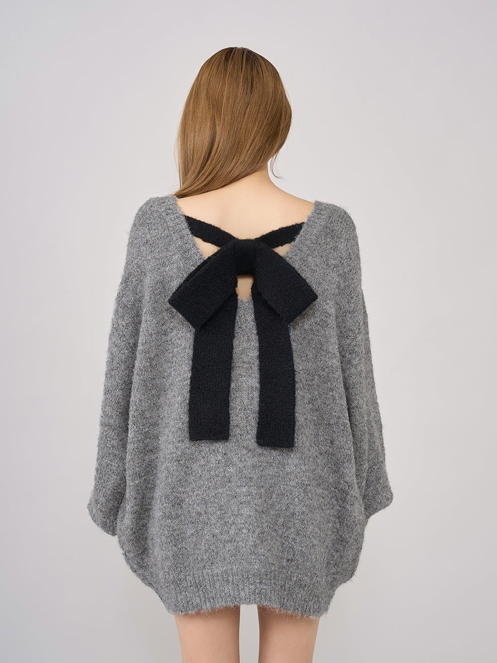 モデル：158cm（着用サイズ：FREE　着用カラー：GRY）