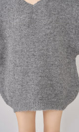 モデル：158cm（着用サイズ：FREE　着用カラー：GRY）