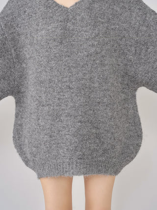 モデル：158cm（着用サイズ：FREE　着用カラー：GRY）
