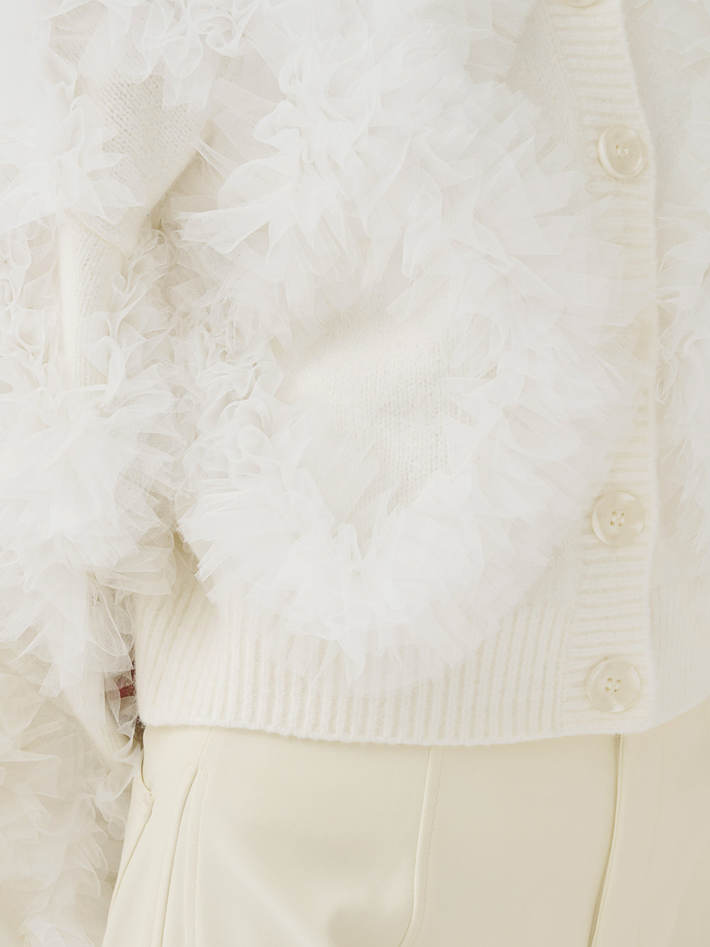 モデル：158cm（着用サイズ：FREE　着用カラー：WHT）