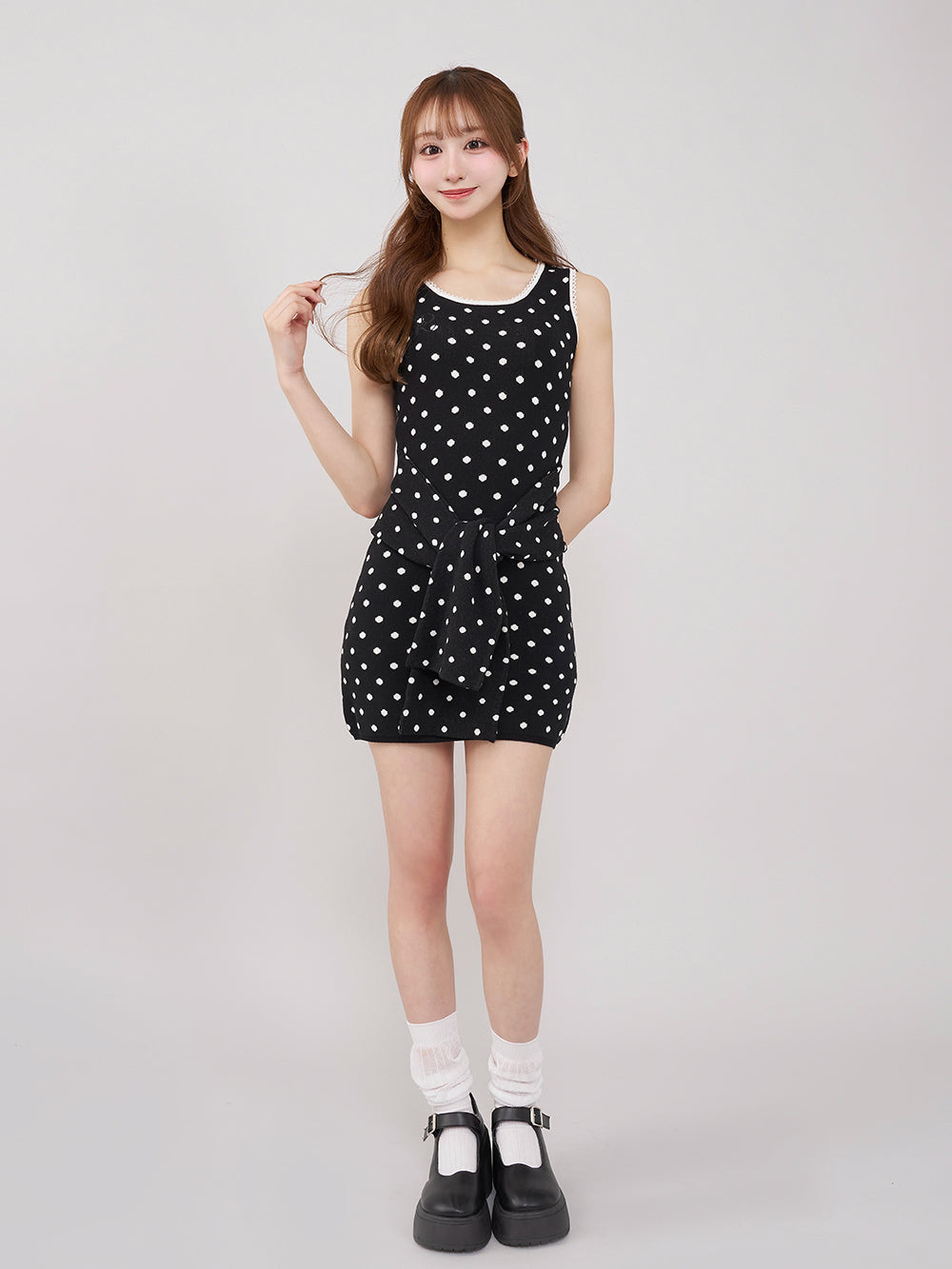 モデル：157cm（着用サイズ：FREE　着用カラー：BLK）