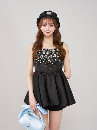 モデル：157cm（着用サイズ：FREE　着用カラー：BLK）