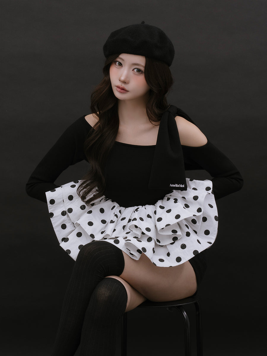 モデル：164cm（着用サイズ：FREE　着用カラー：DOT）