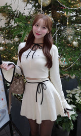 モデル：156cm（着用サイズ：FREE　着用カラー：IVO）