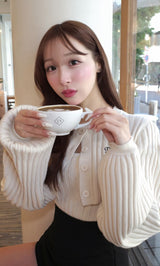 モデル：156cm（着用サイズ：FREE　着用カラー：IVO）