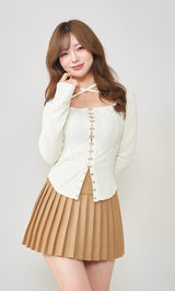 モデル：158cm（着用サイズ：FREE　着用カラー：WHT）