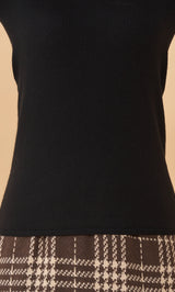 モデル：158cm（着用サイズ：FREE　着用カラー：BLK）
