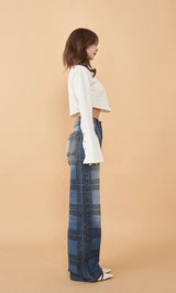 モデル：158cm（着用サイズ：FREE　着用カラー：WHT）