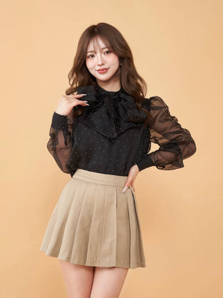 モデル：158cm（着用サイズ：FREE　着用カラー：BLK）