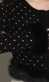 モデル：158cm（着用サイズ：FREE　着用カラー：BLK）