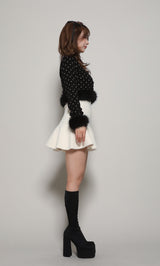 モデル：158cm（着用サイズ：FREE　着用カラー：BLK）