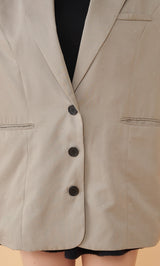 モデル：158cm（着用サイズ：FREE　着用カラー：GRY）