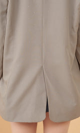 モデル：158cm（着用サイズ：FREE　着用カラー：GRY）