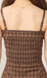 モデル：158cm（着用サイズ：FREE　着用カラー：BRN）