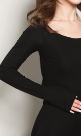 モデル：158cm（着用サイズ：FREE　着用カラー：BLK）