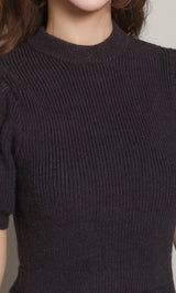 モデル：158cm（着用サイズ：FREE　着用カラー：C-GRY）