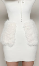 モデル：163cm（着用サイズ：FREE　着用カラー：WHT）