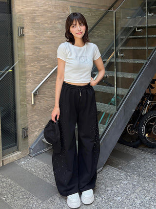 モデル：163cm（着用サイズ：FREE　着用カラー：WHT）