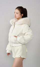モデル：158cm（着用サイズ：FREE　着用カラー：WHT）