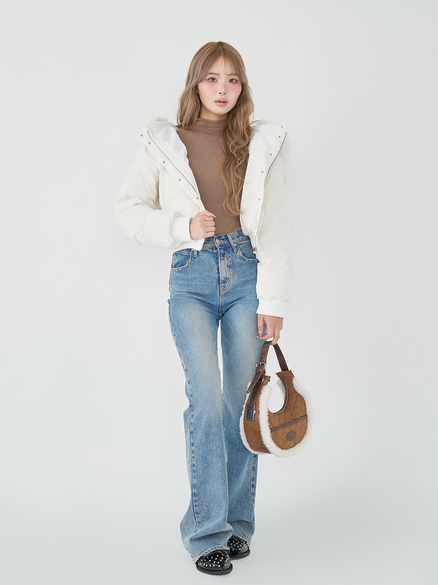 モデル：163cm（着用サイズ：FREE　着用カラー：WHT）