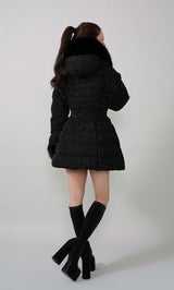 モデル：158cm（着用サイズ：S　着用カラー：BLK）