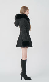 モデル：163cm（着用サイズ：S　着用カラー：BLK）