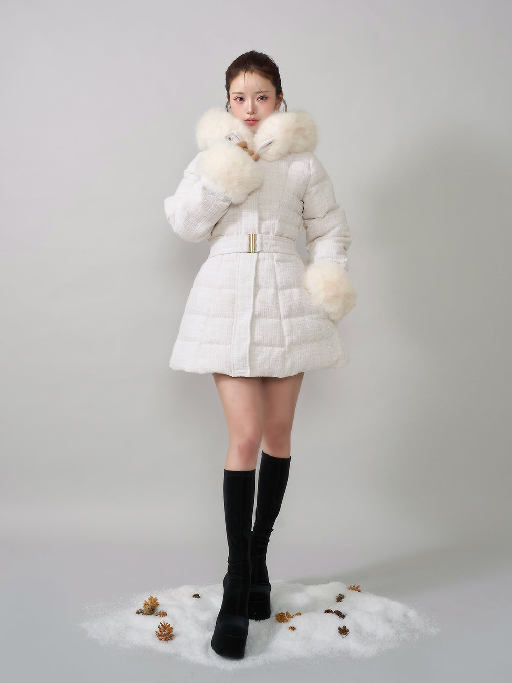 モデル：158cm（着用サイズ：S　着用カラー：WHT）
