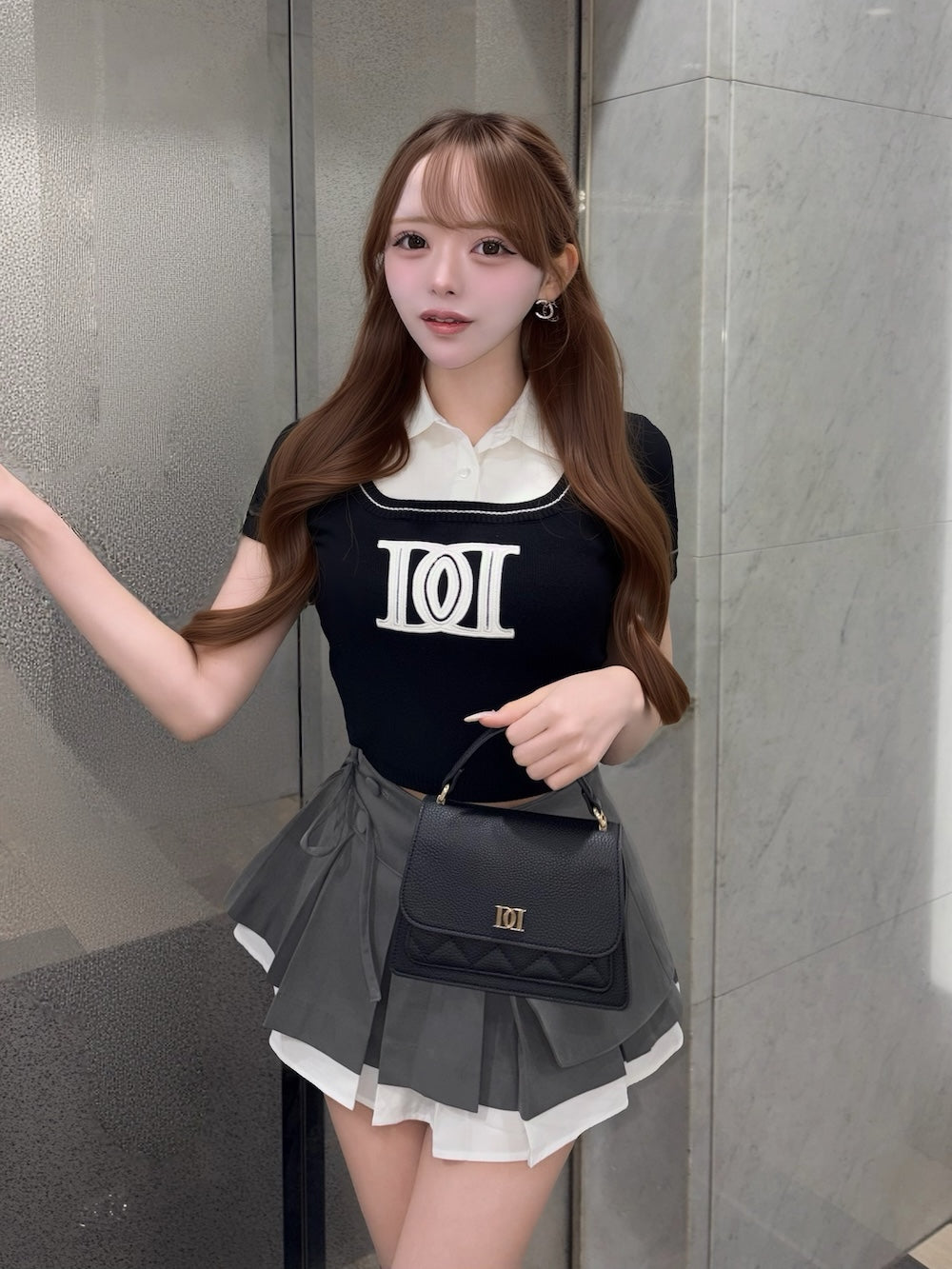 モデル：156cm（着用サイズ：S　着用カラー：GRY）