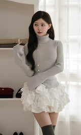 モデル：164cm（着用サイズ：FREE　着用カラー：WHT）