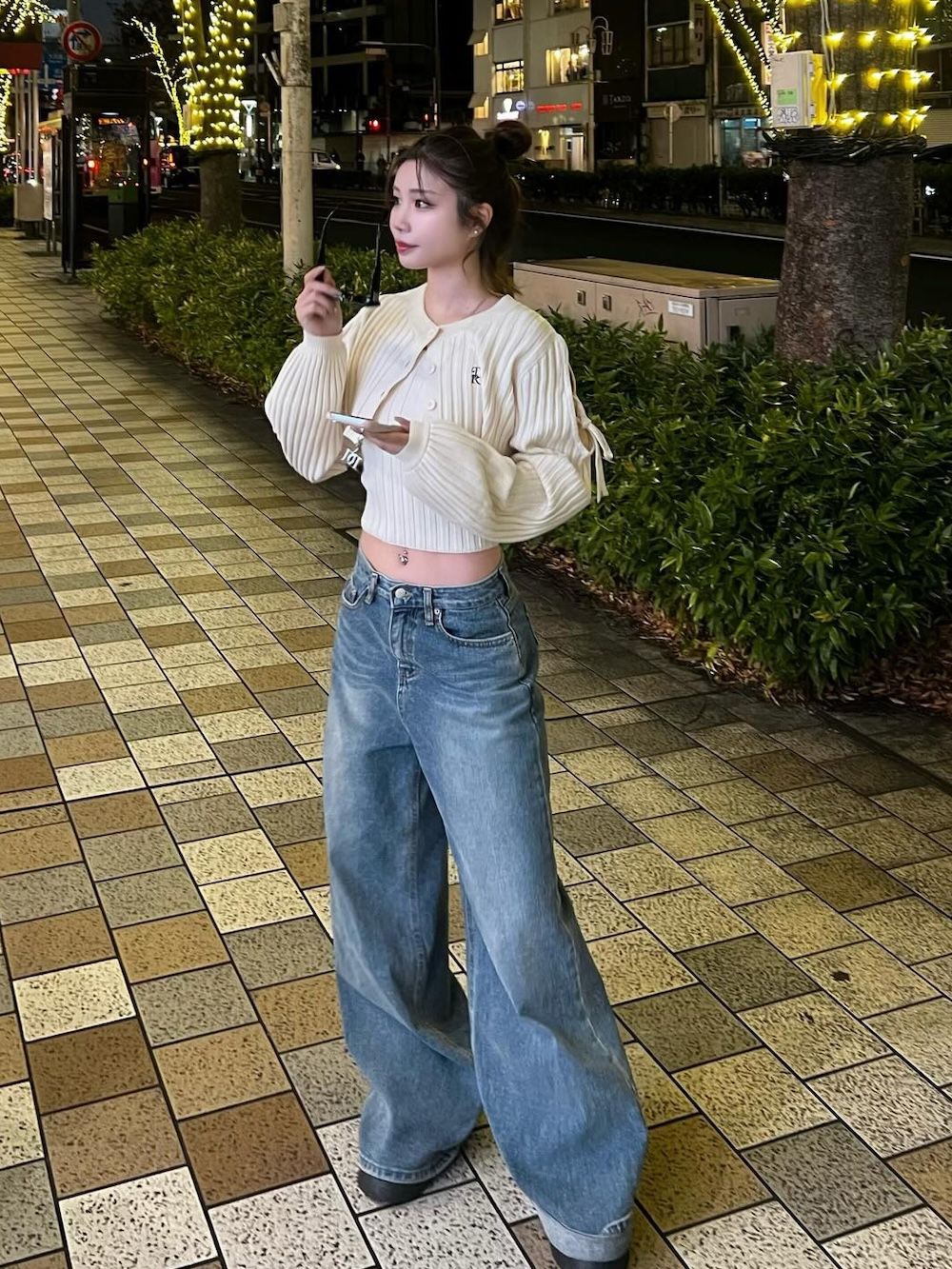 モデル：158cm（着用サイズ：FREE　着用カラー：IVO）