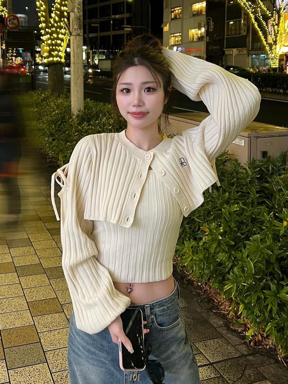 モデル：158cm（着用サイズ：FREE　着用カラー：IVO）