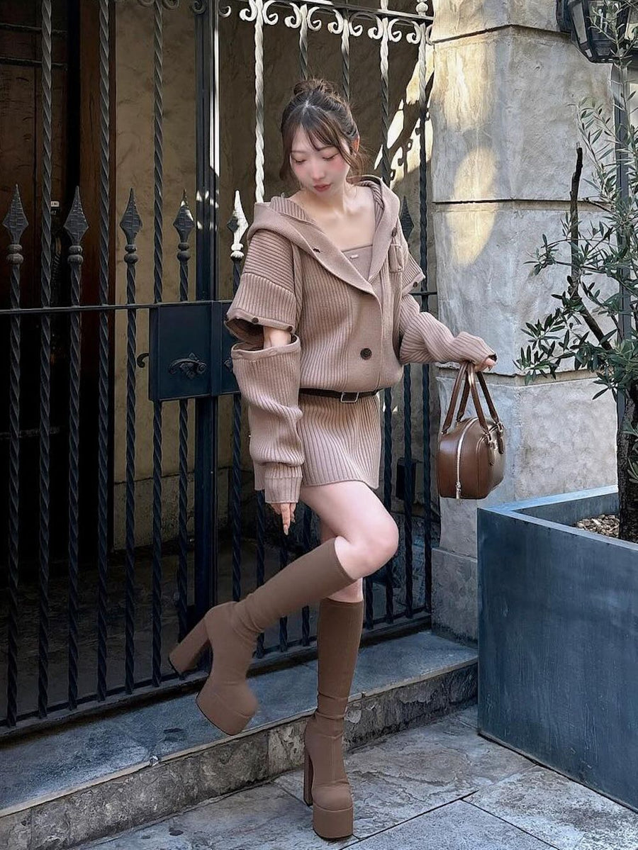 モデル：160cm（着用サイズ：FREE　着用カラー：MOC）