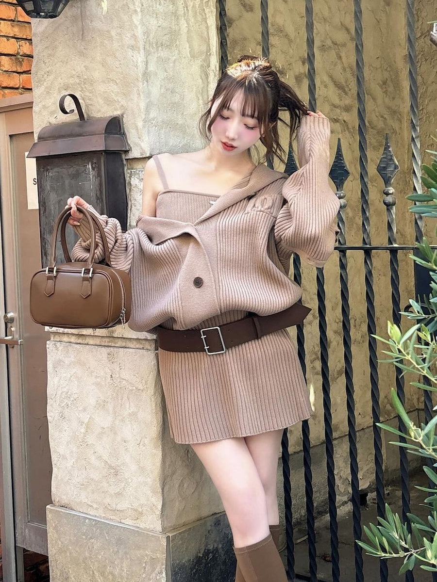 モデル：160cm（着用サイズ：FREE　着用カラー：MOC）