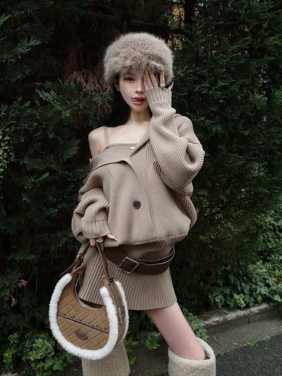 モデル：160cm（着用サイズ：FREE　着用カラー：MOC）