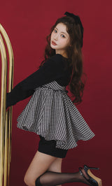 モデル：164cm（着用サイズ：FREE　着用カラー：BLK）