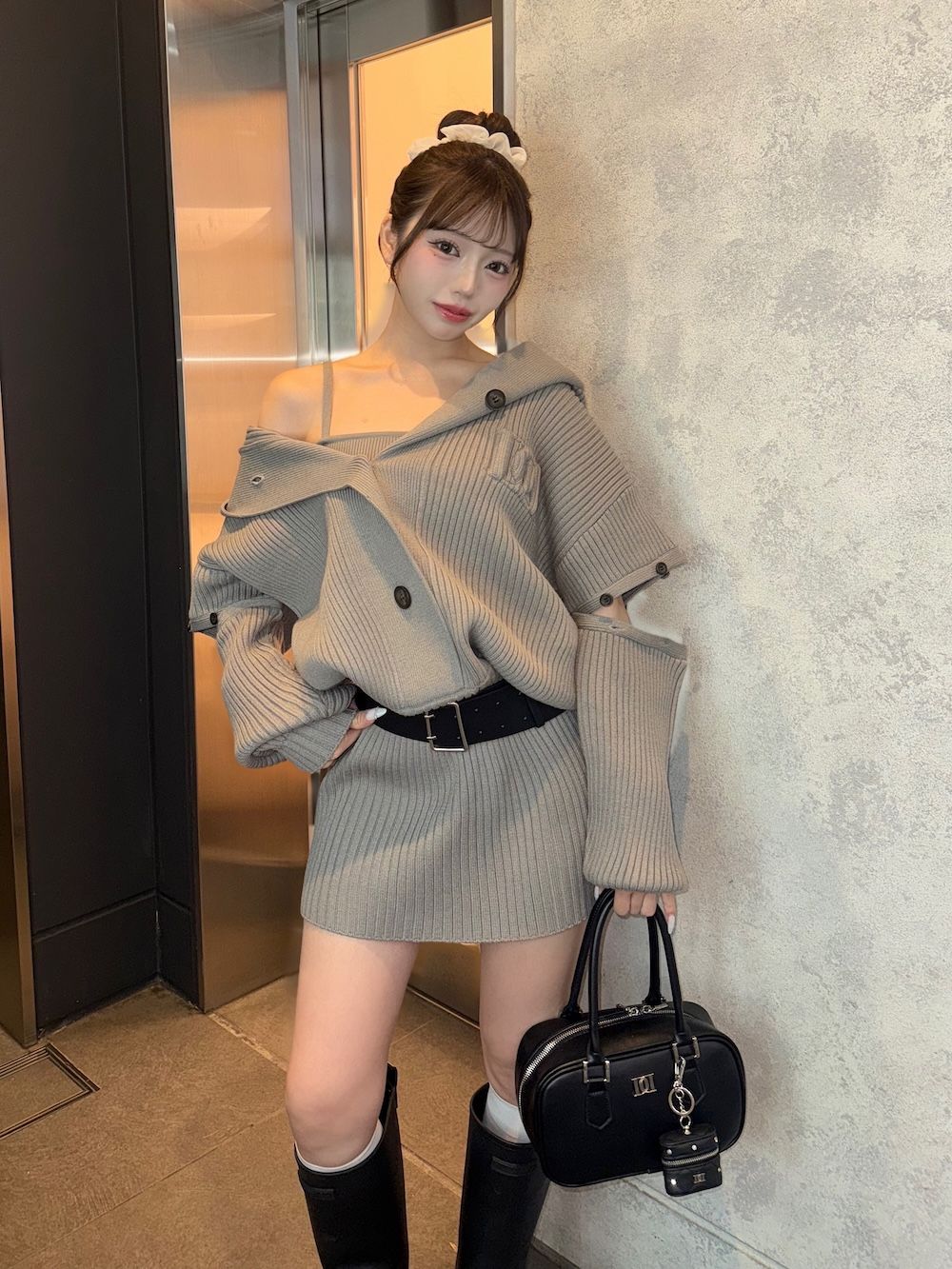 モデル：158cm（着用サイズ：FREE　着用カラー：GRY）