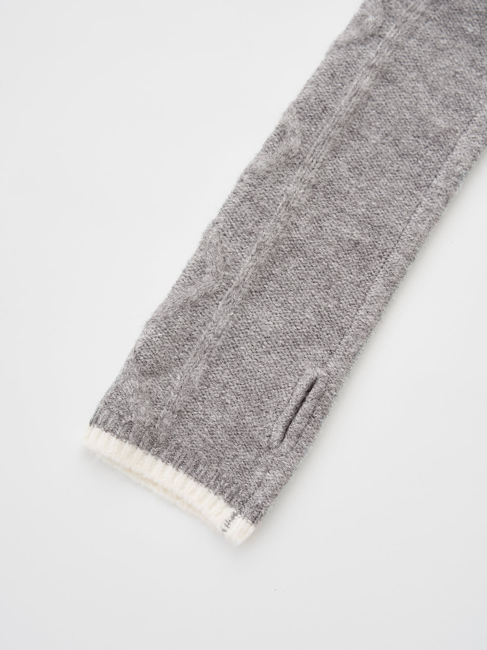 サイズ：FREE　カラー：GRY