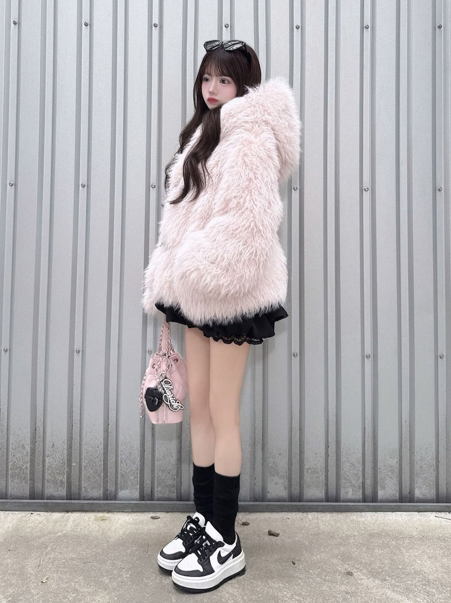 モデル：158cm（着用サイズ：FREE　着用カラー：PNK）