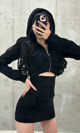 モデル：165cm（着用サイズ：FREE　着用カラー：BLK）