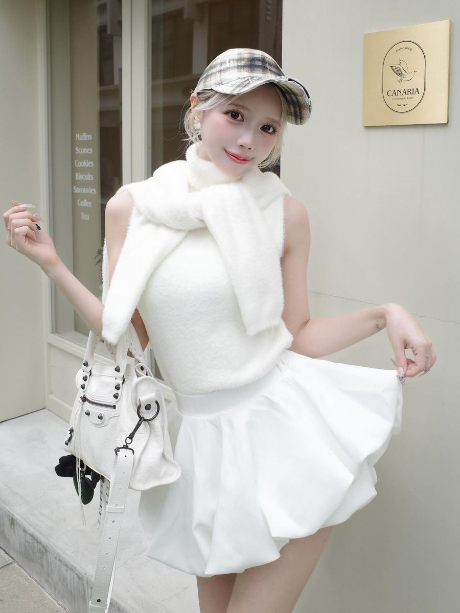 モデル：155cm（着用サイズ：FREE　着用カラー：WHT）