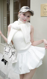 モデル：155cm（着用サイズ：FREE　着用カラー：WHT）