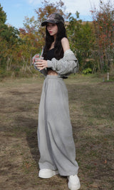 モデル：158cm（着用サイズ：FREE　着用カラー：GRY）