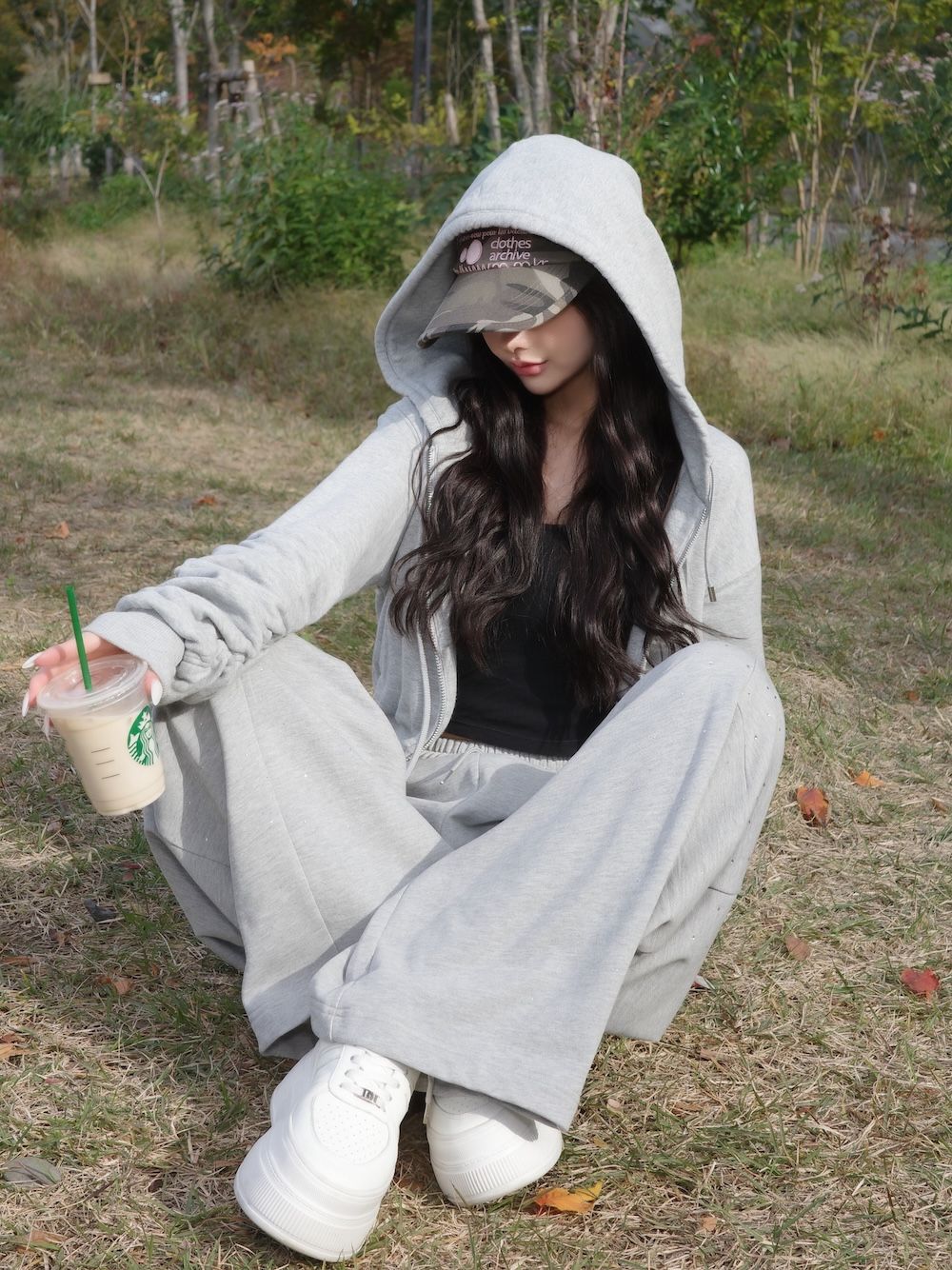 モデル：158cm（着用サイズ：FREE　着用カラー：GRY）