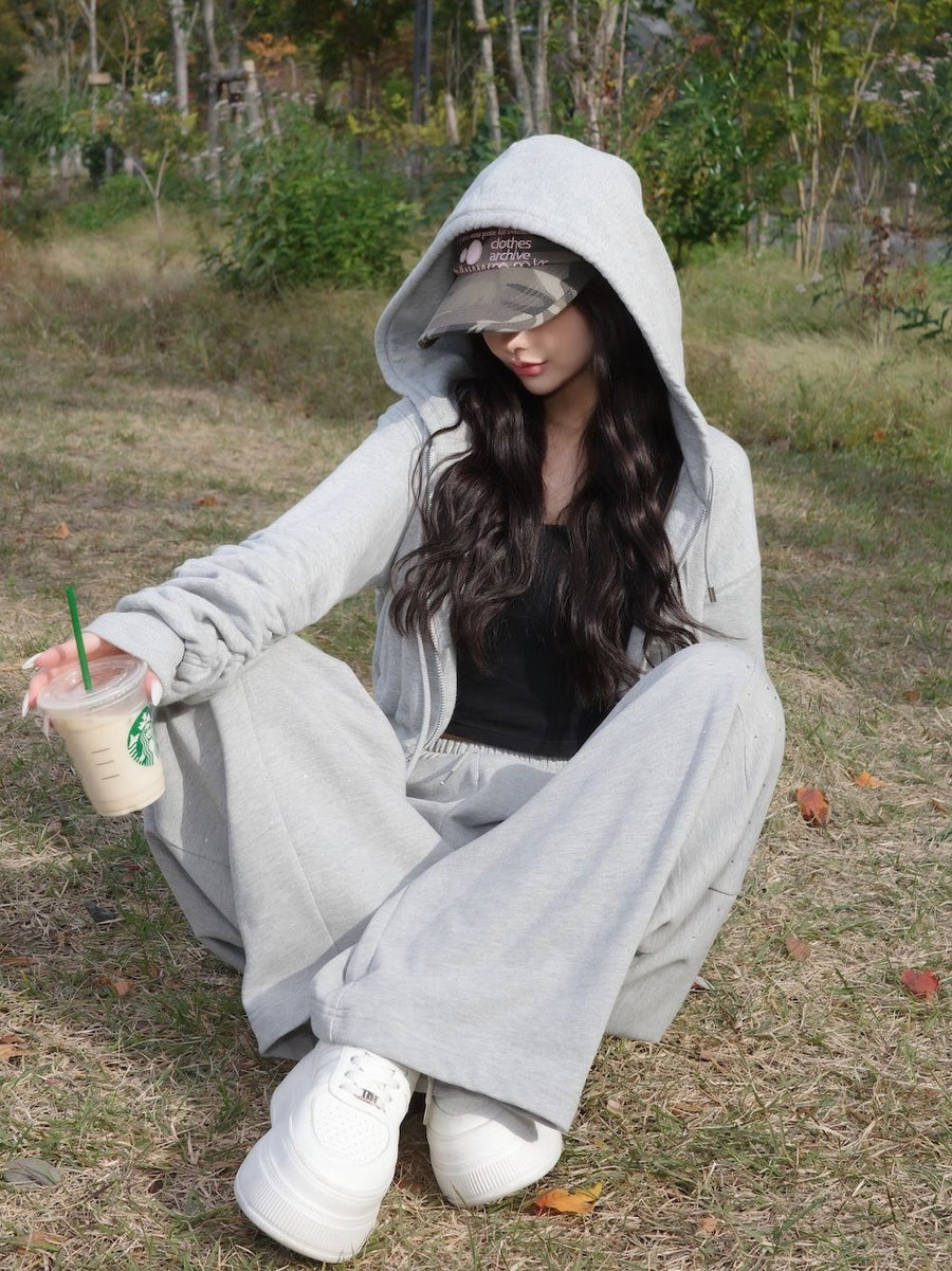 モデル：158cm（着用サイズ：FREE　着用カラー：GRY）