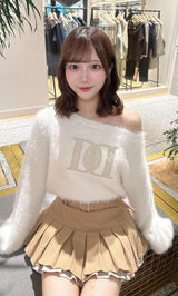 モデル：162cm（着用サイズ：FREE　着用カラー：IVO）