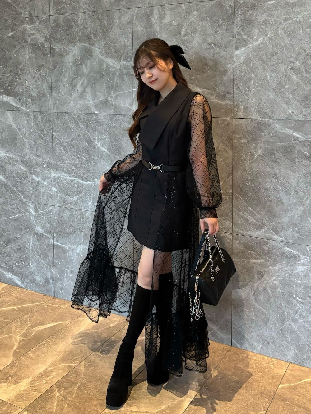 モデル：151cm（着用サイズ：FREE　着用カラー：BLK）