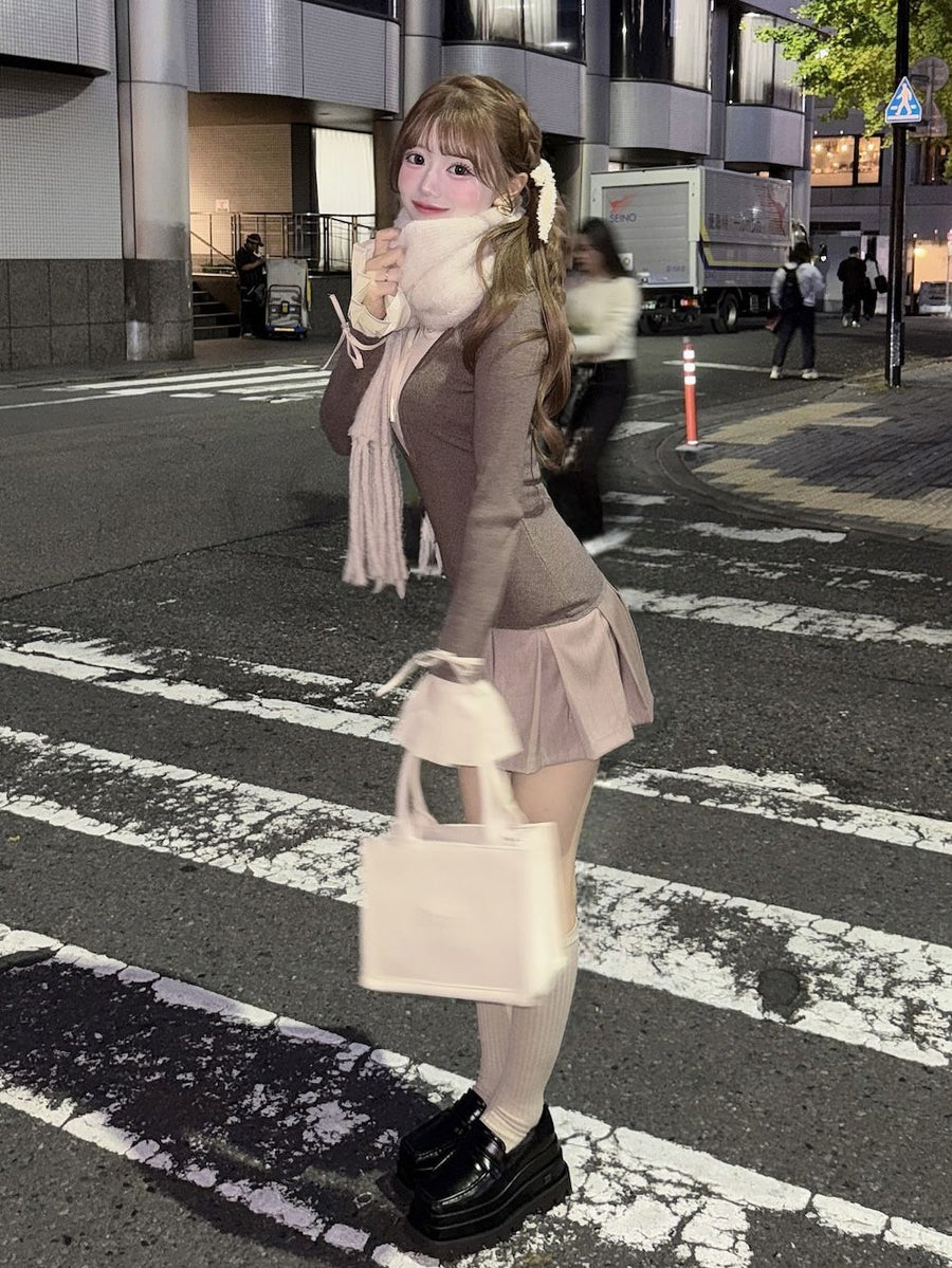 モデル：158cm（着用サイズ：FREE　着用カラー：MOC）