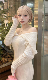 モデル：155cm（着用サイズ：FREE　着用カラー：IVO）