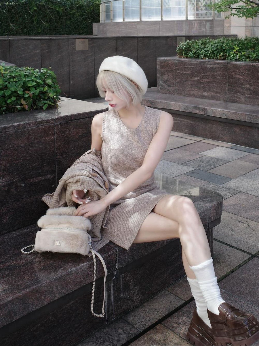 モデル：155cm（着用サイズ：FREE　着用カラー：MOC）